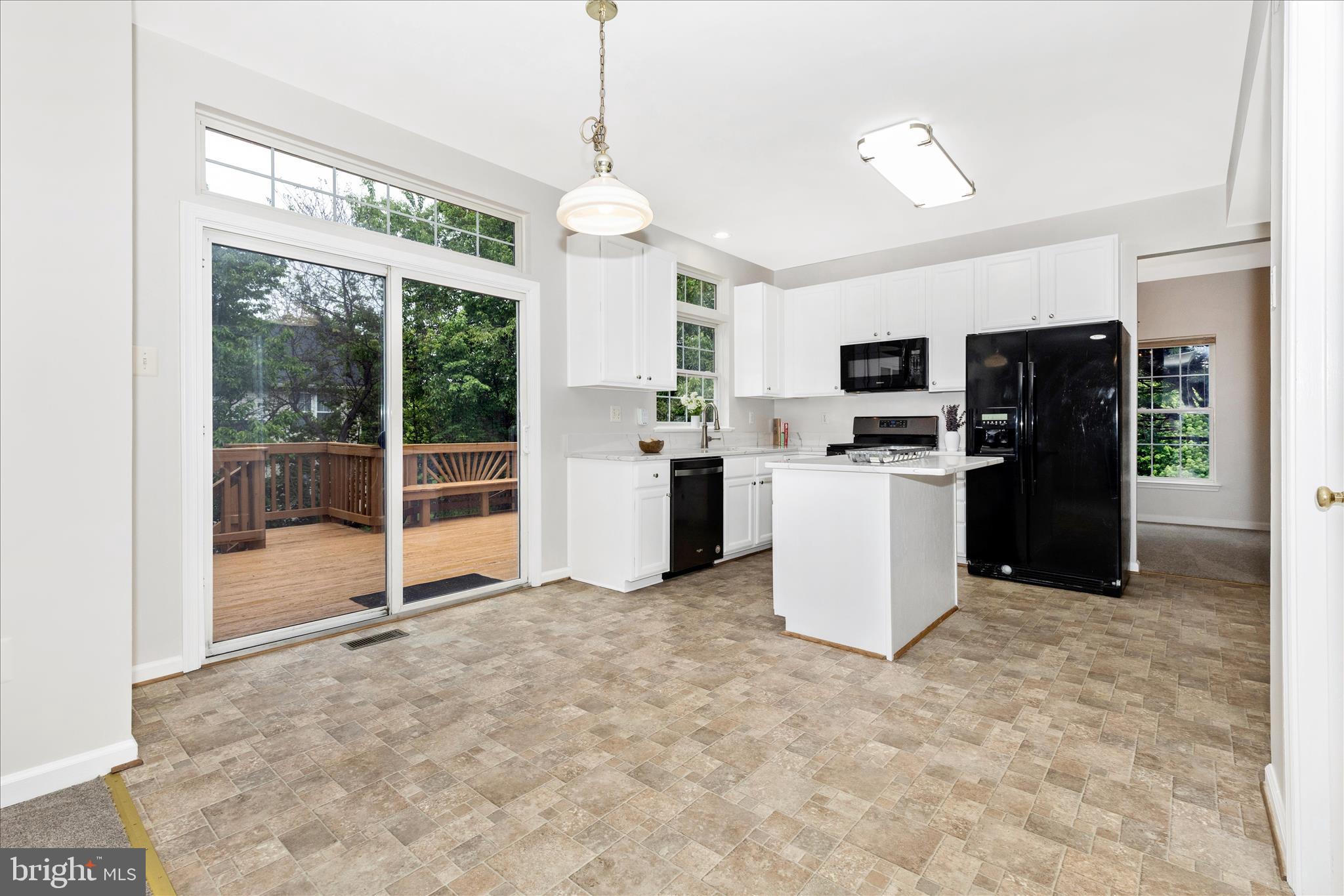 OATLAND FARM - Residential