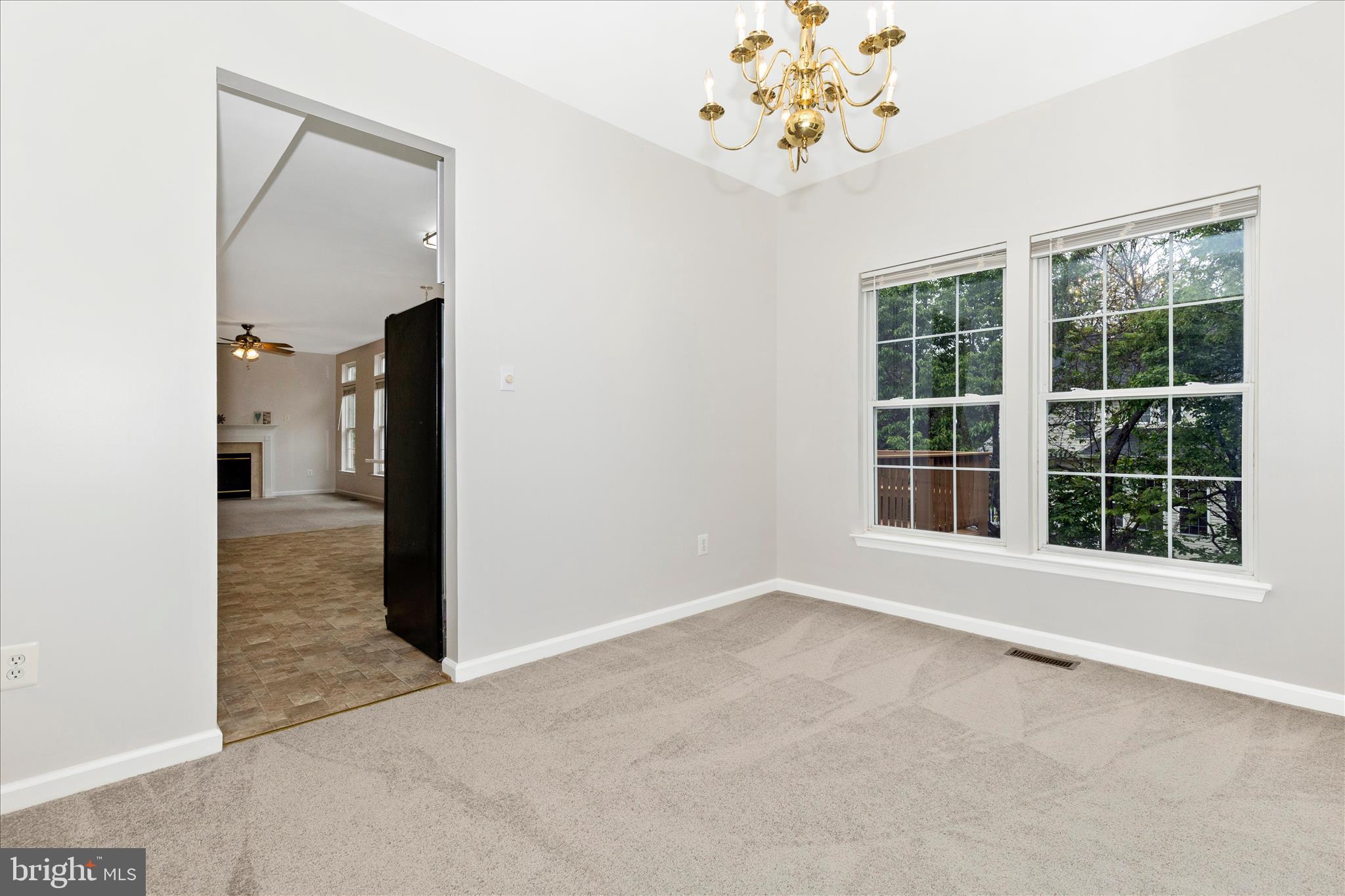 OATLAND FARM - Residential