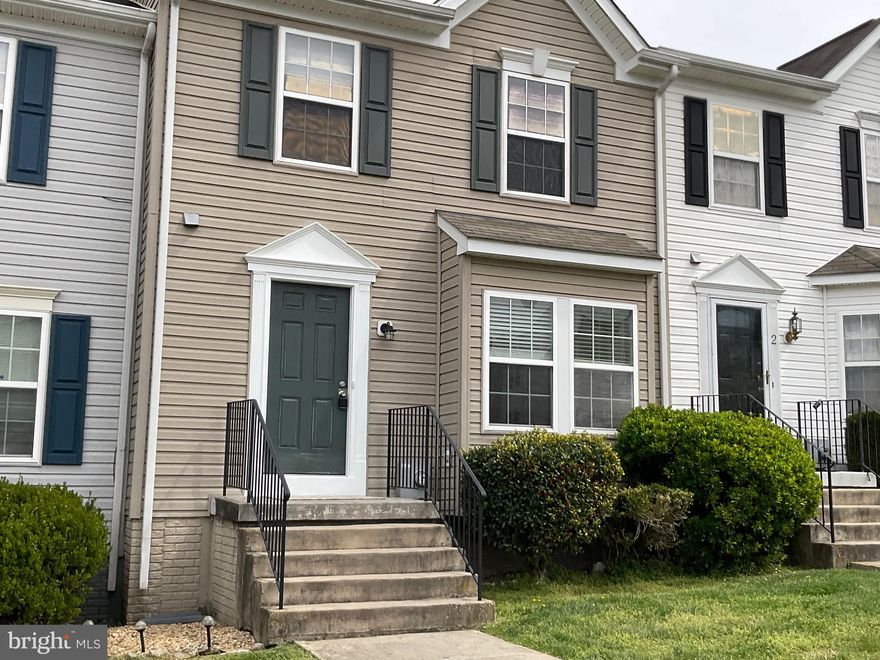 Martinsburg - 3 bedroom, 2 1/2 bath town home in the Fairways at Stonebridge subdivision. Recently updated (see pictures) and shows very well.  Primary suite boasts a cathedral ceiling and walk in closet and primary bath includes double sinks, a shower and separate soaking tub. From the well appointed kitchen access the large rear deck with nice views (see pictures). Unfinished walk out basement with natural light leading to a fenced rear yard. Includes stainless steel kitchen appliances and a clothes washer and dryer. Pets on a case by case basis. $500 pet deposit. Available immediately.  Owner is a licensed real estate agent.