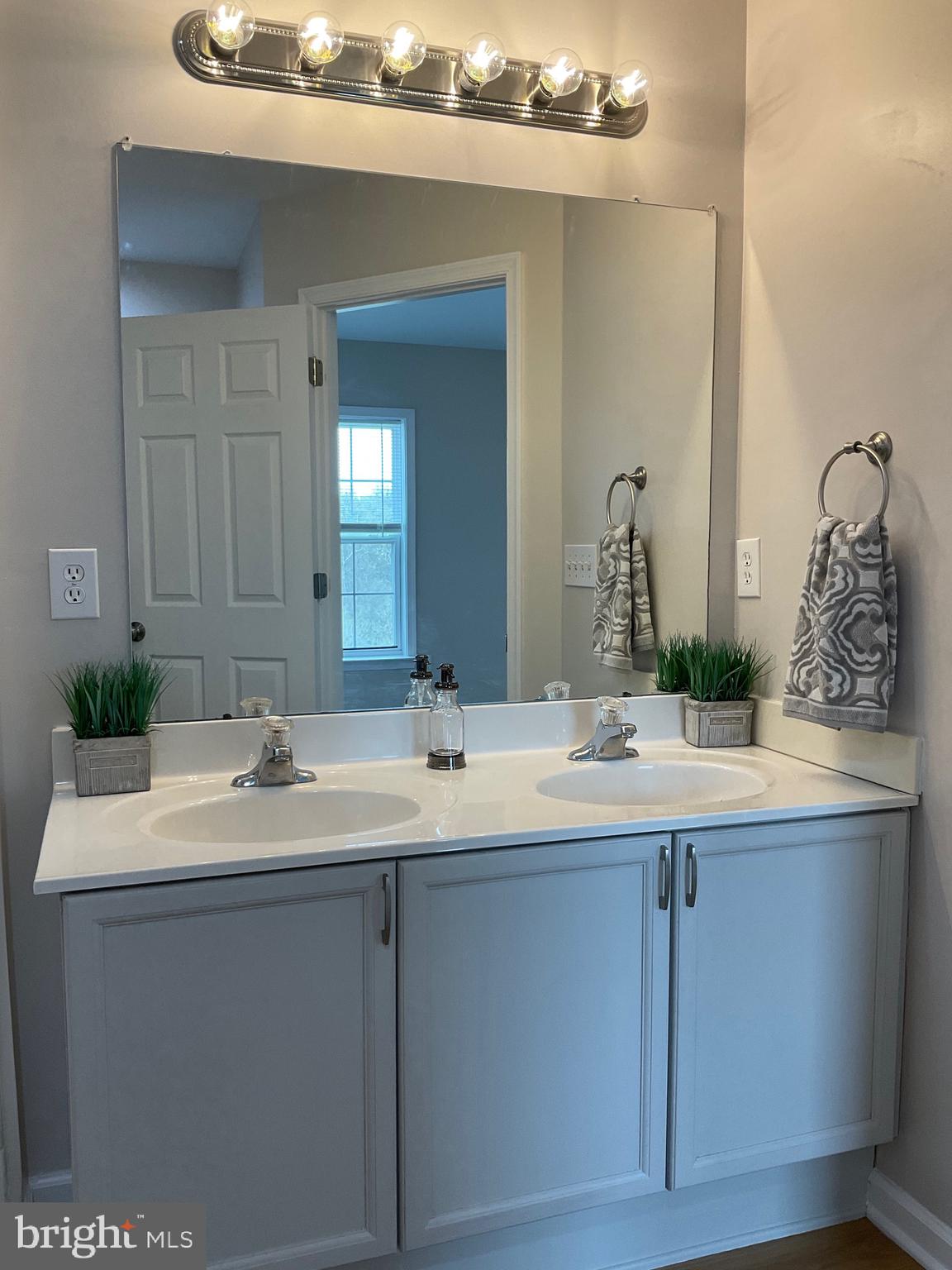 THE FAIRWAYS AT STONEBRIDGE - Residential Lease