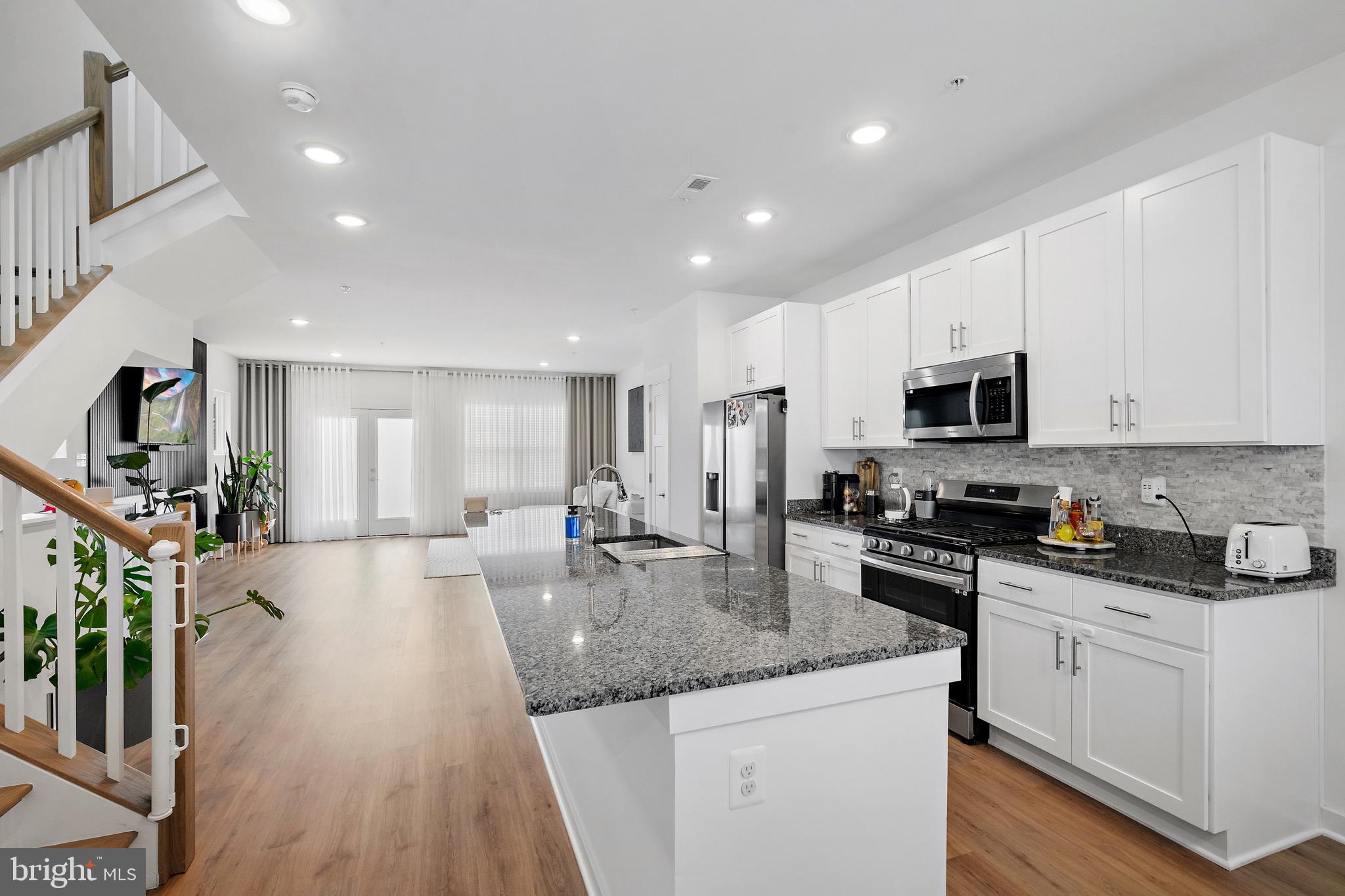 GAMBRILL VIEW - Residential Lease