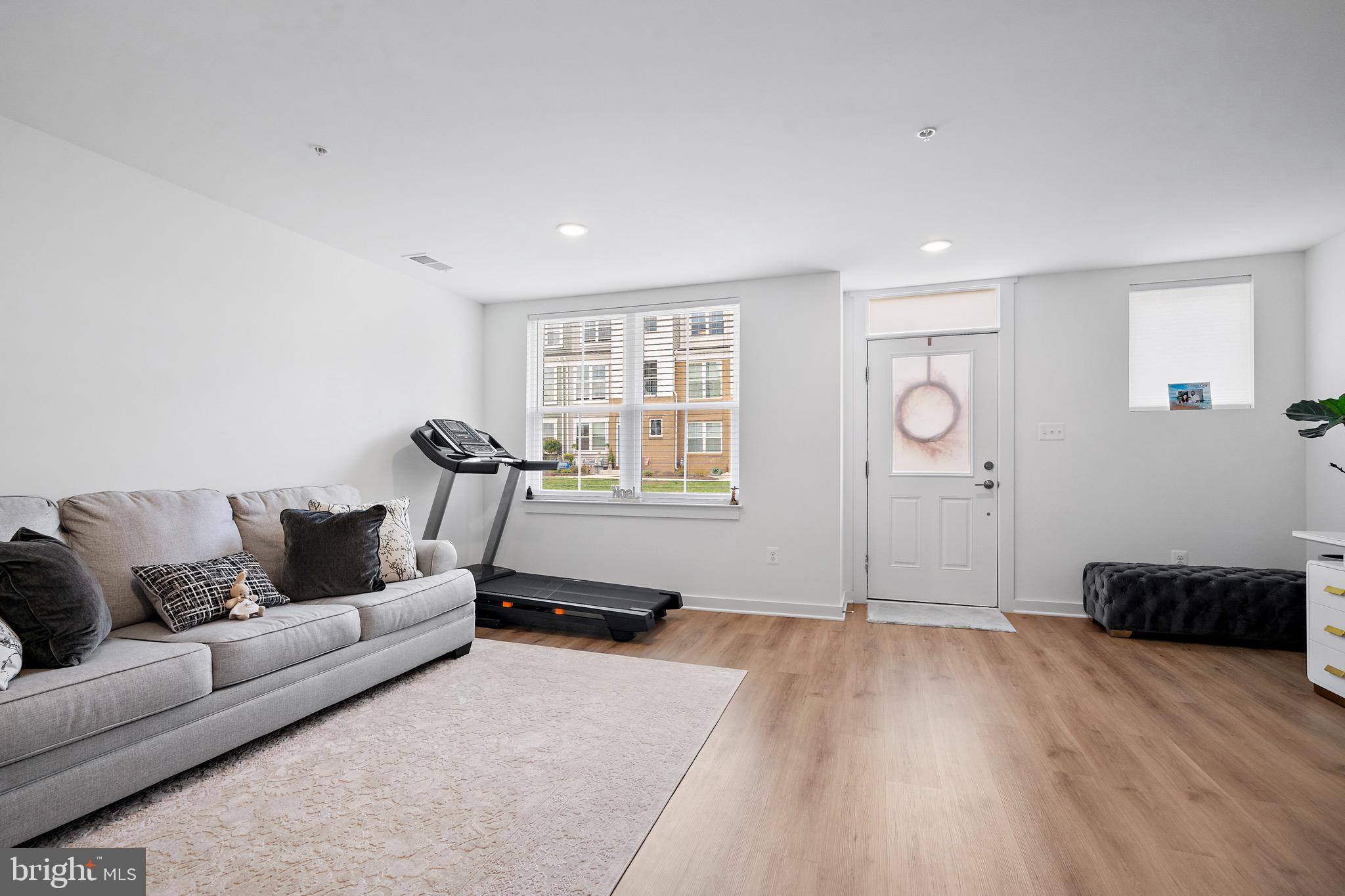 GAMBRILL VIEW - Residential Lease