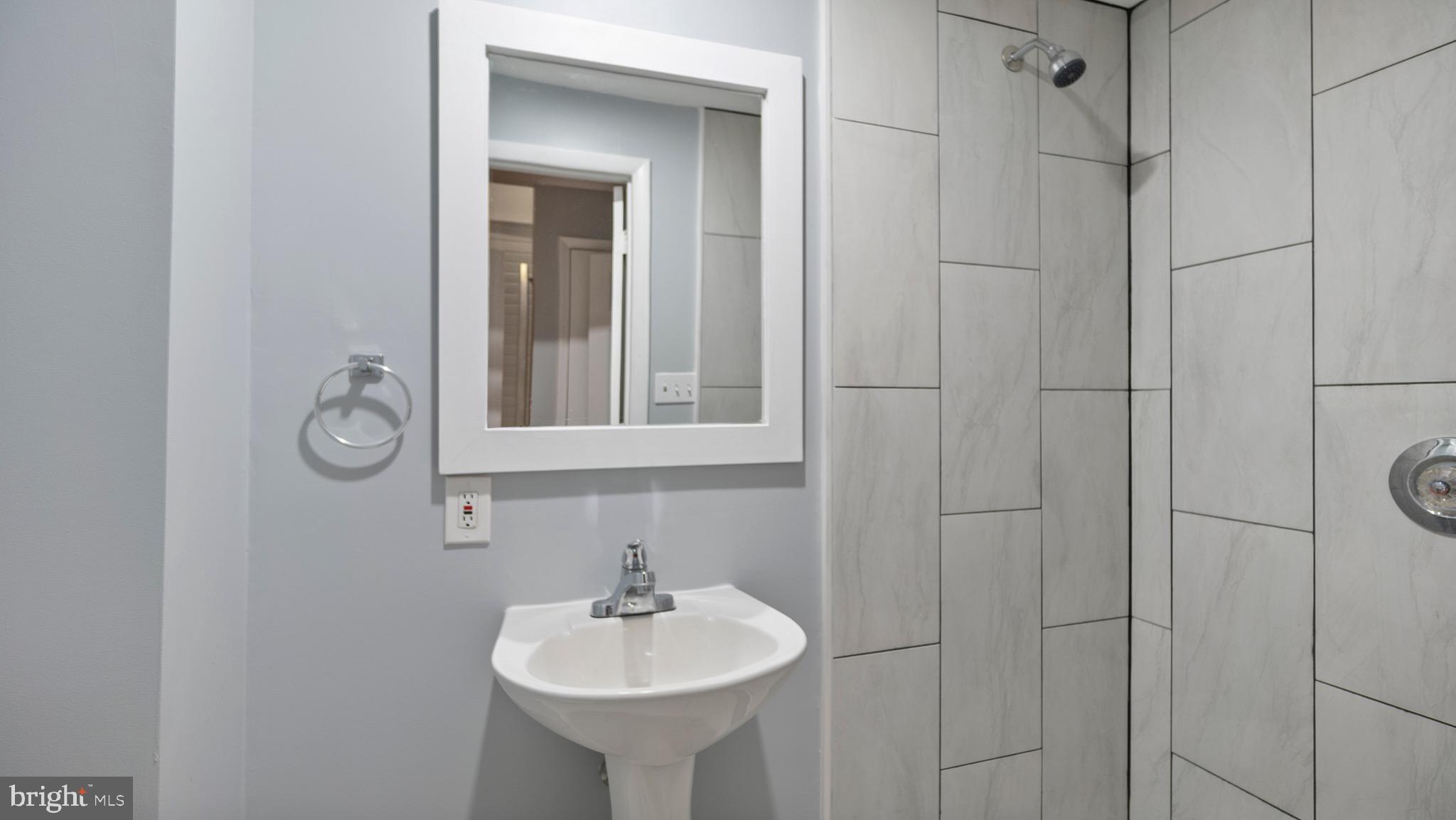 LANDING GLEN - Residential