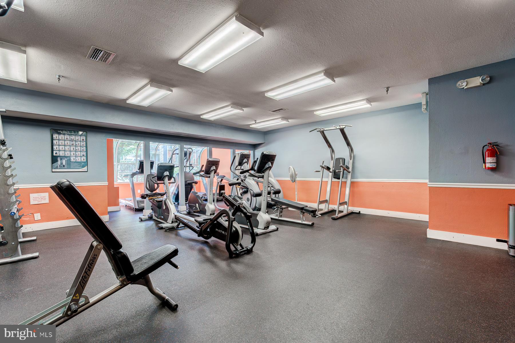 POINTE AT PARK CENTER - Residential