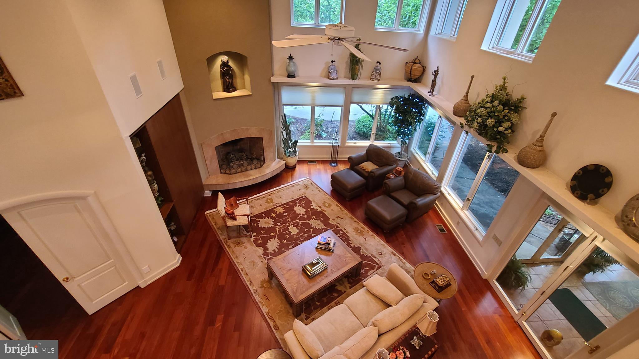 MEADOW BROOK - Residential