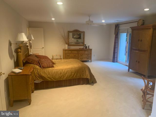 MEADOW BROOK - Residential