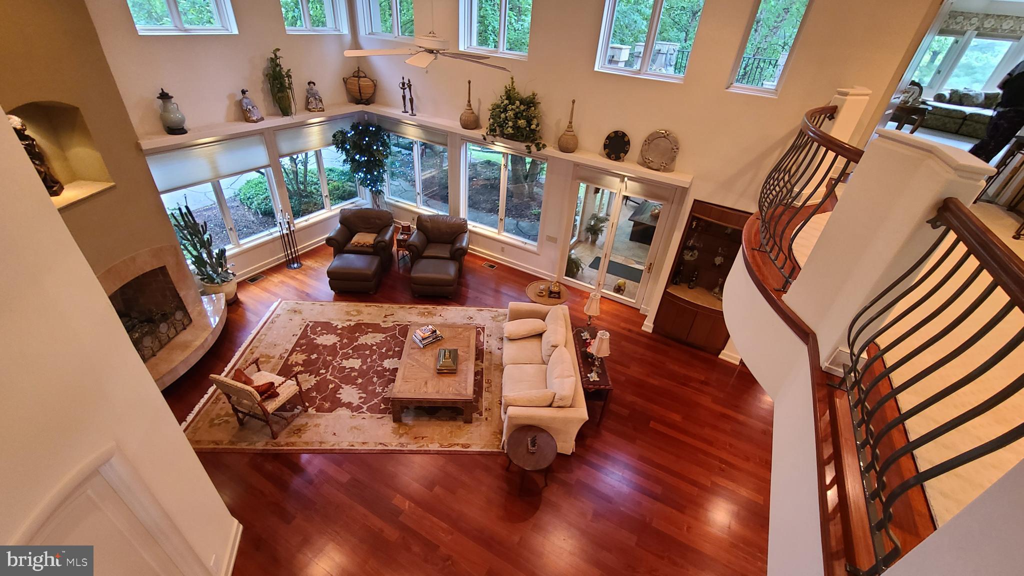 MEADOW BROOK - Residential