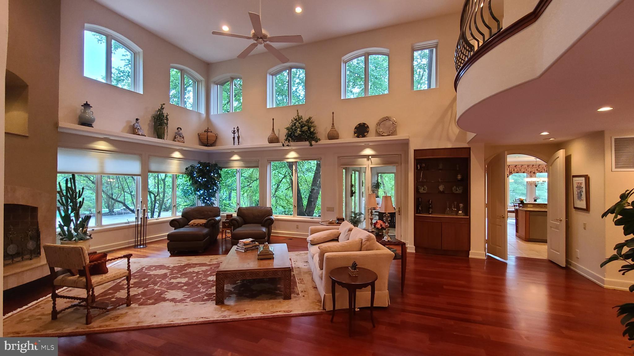 MEADOW BROOK - Residential