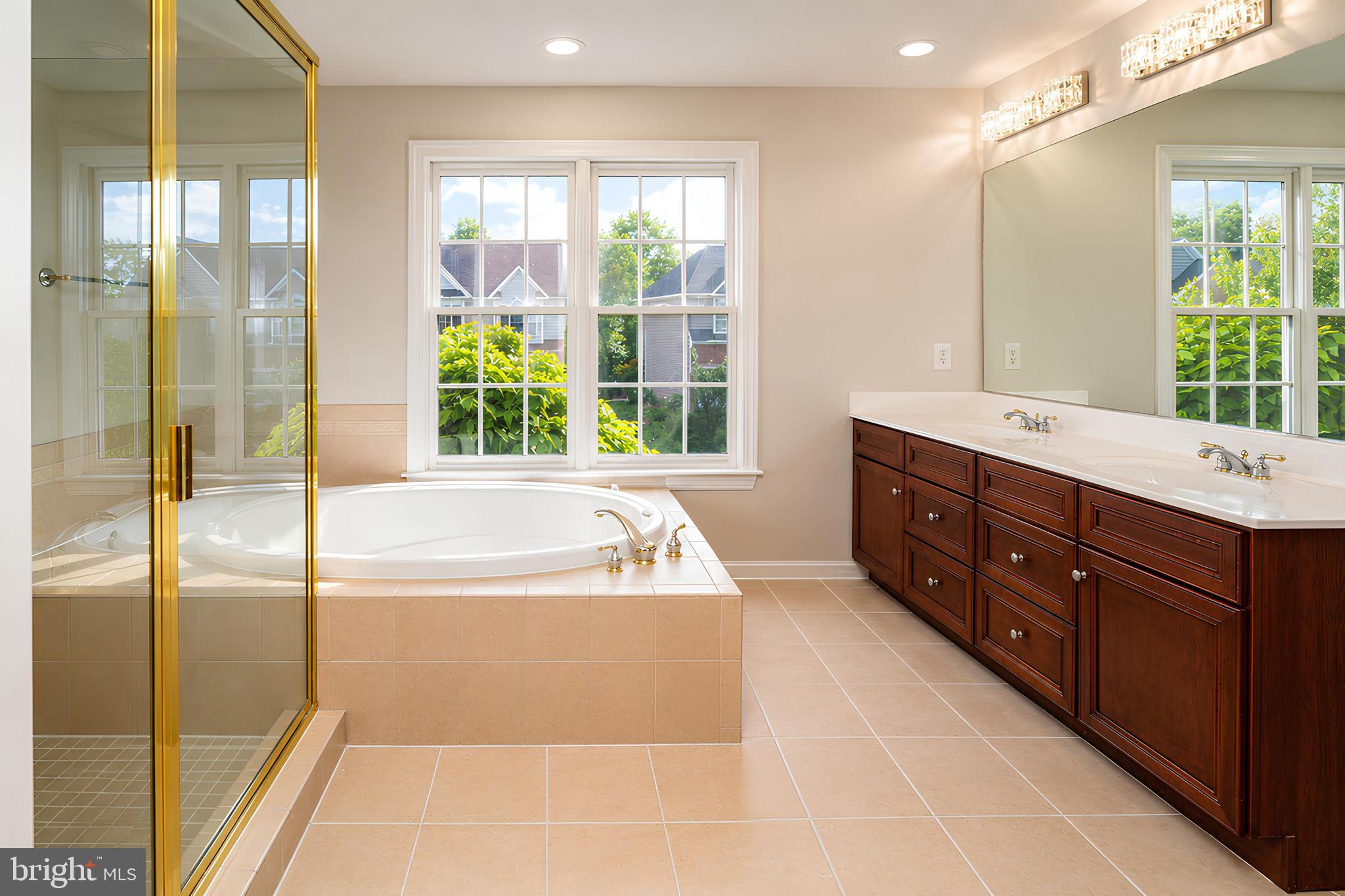 BROADLANDS - Residential