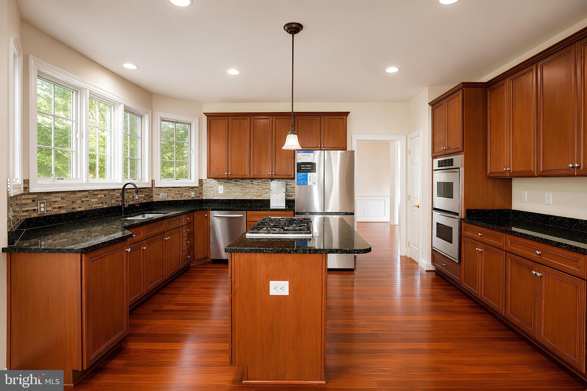 BROADLANDS - Residential