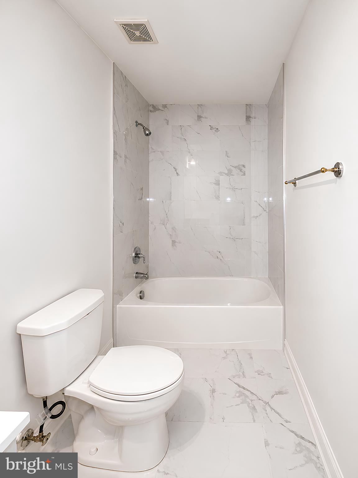 BROADLANDS - Residential