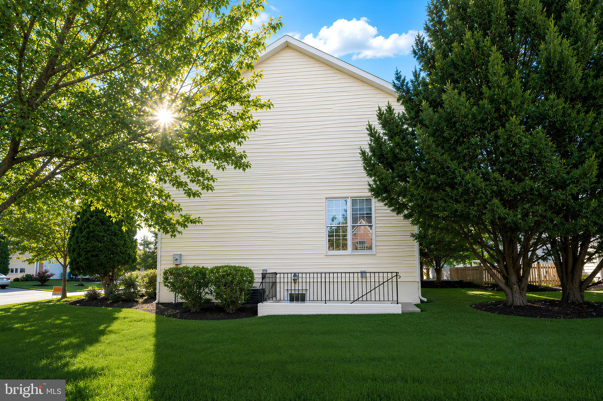 42848 SIDNEY PLACE