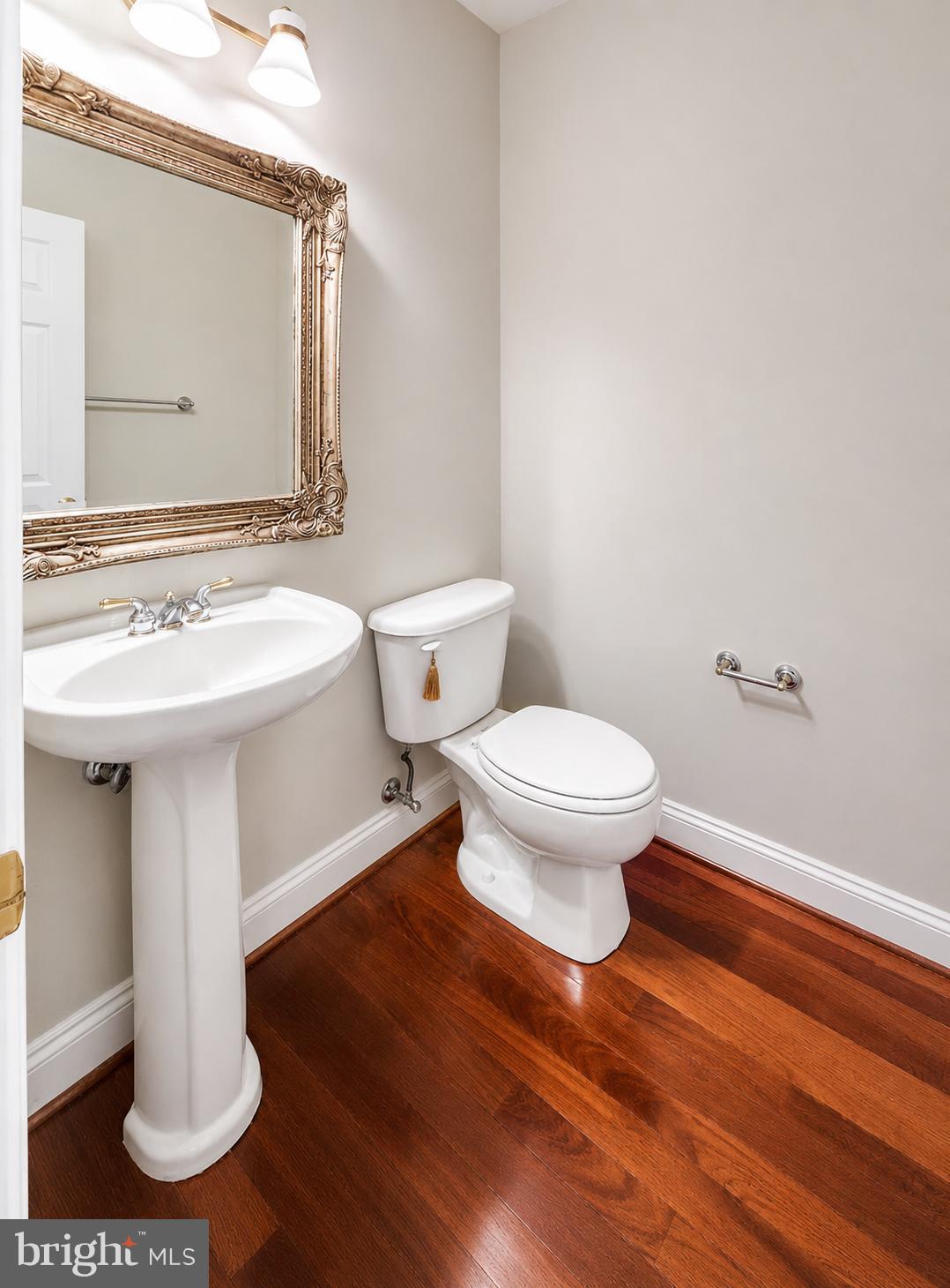 BROADLANDS - Residential