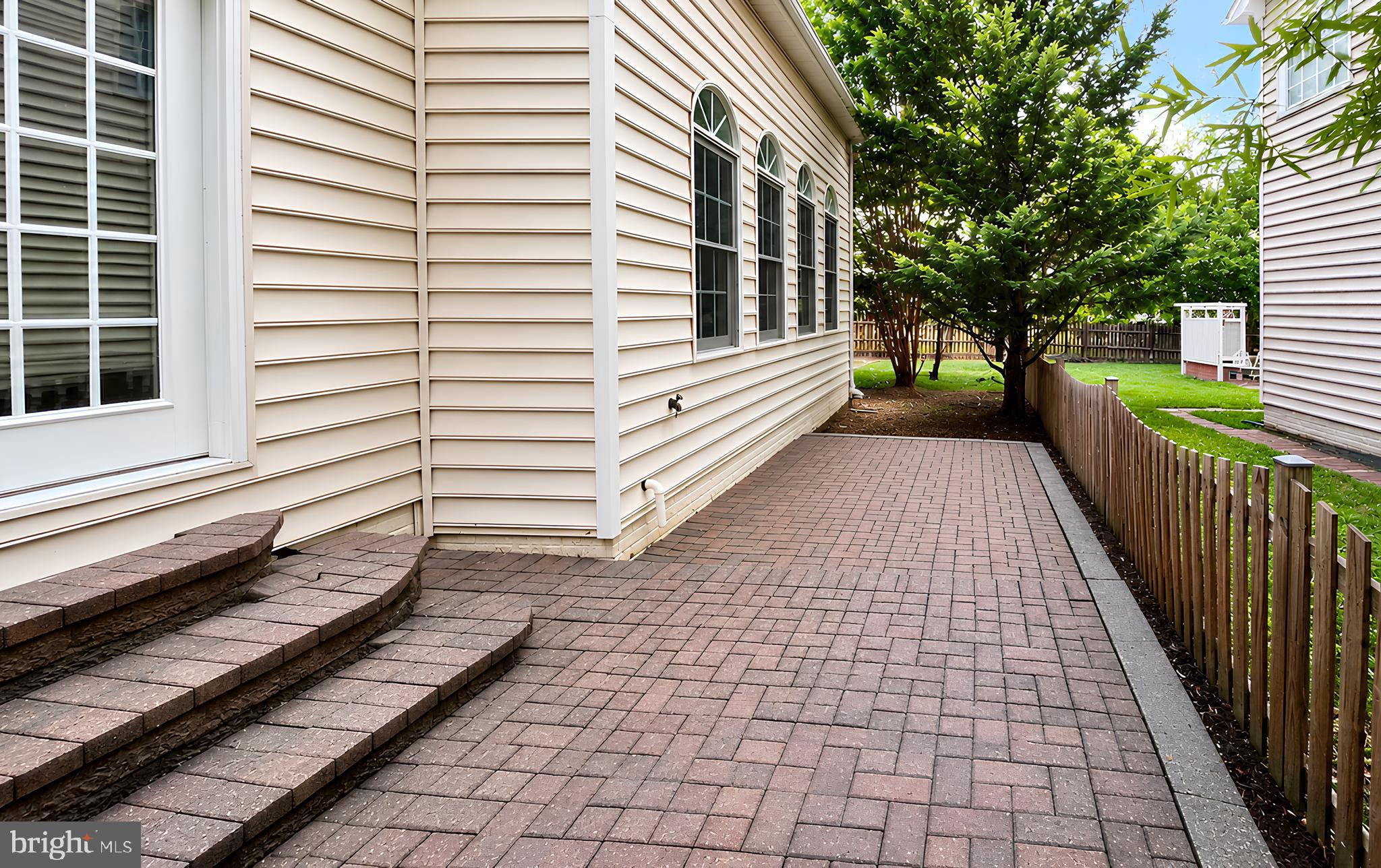 42848 SIDNEY PLACE