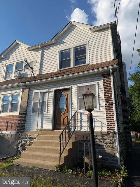 Photo of 105 S Oak Avenue, ALDAN, PA 19018 (MLS # PADE2122456)