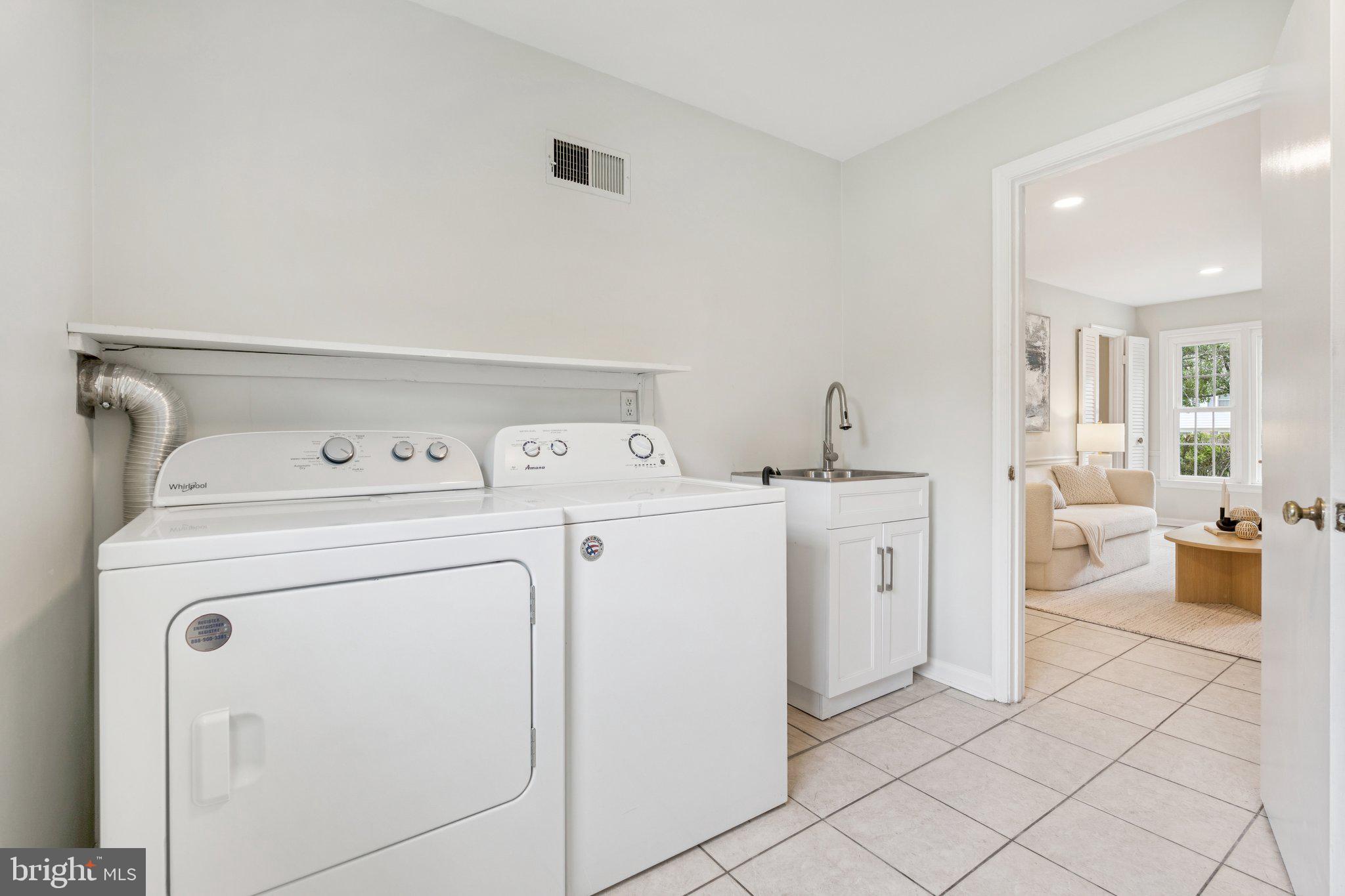 FALLS ORCHARD - Residential