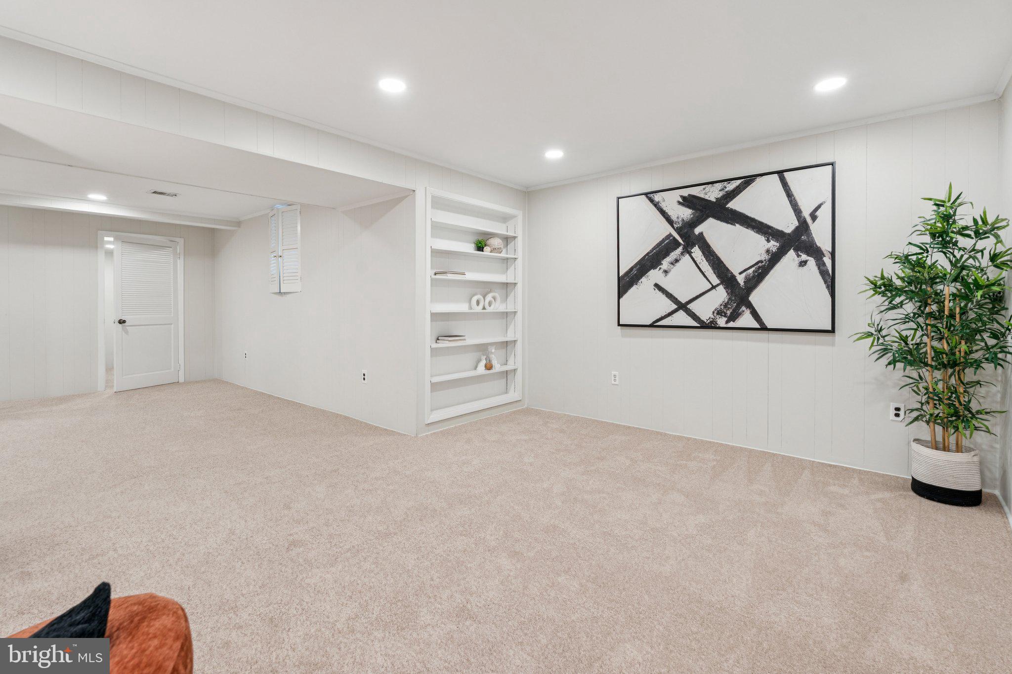 FALLS ORCHARD - Residential