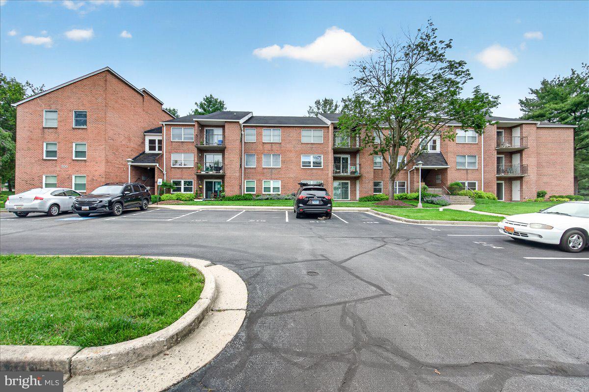 GLADE TOWN - Residential