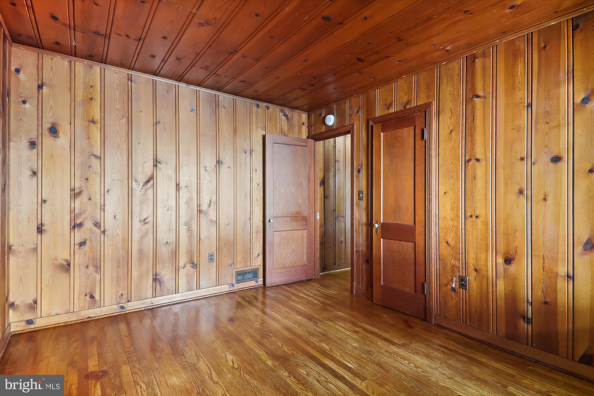 HOMEWOOD - Residential