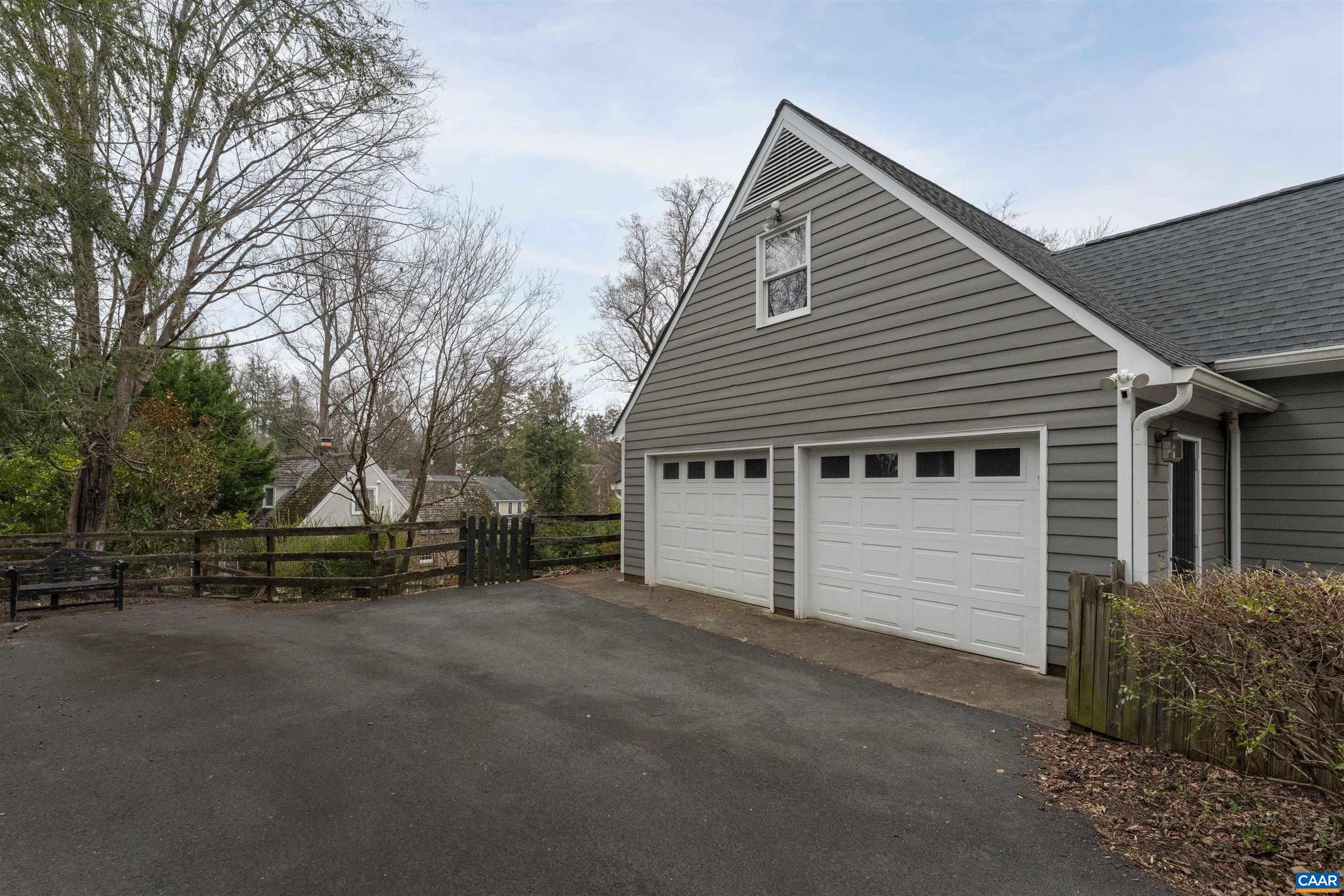 MERRYDEN - Residential