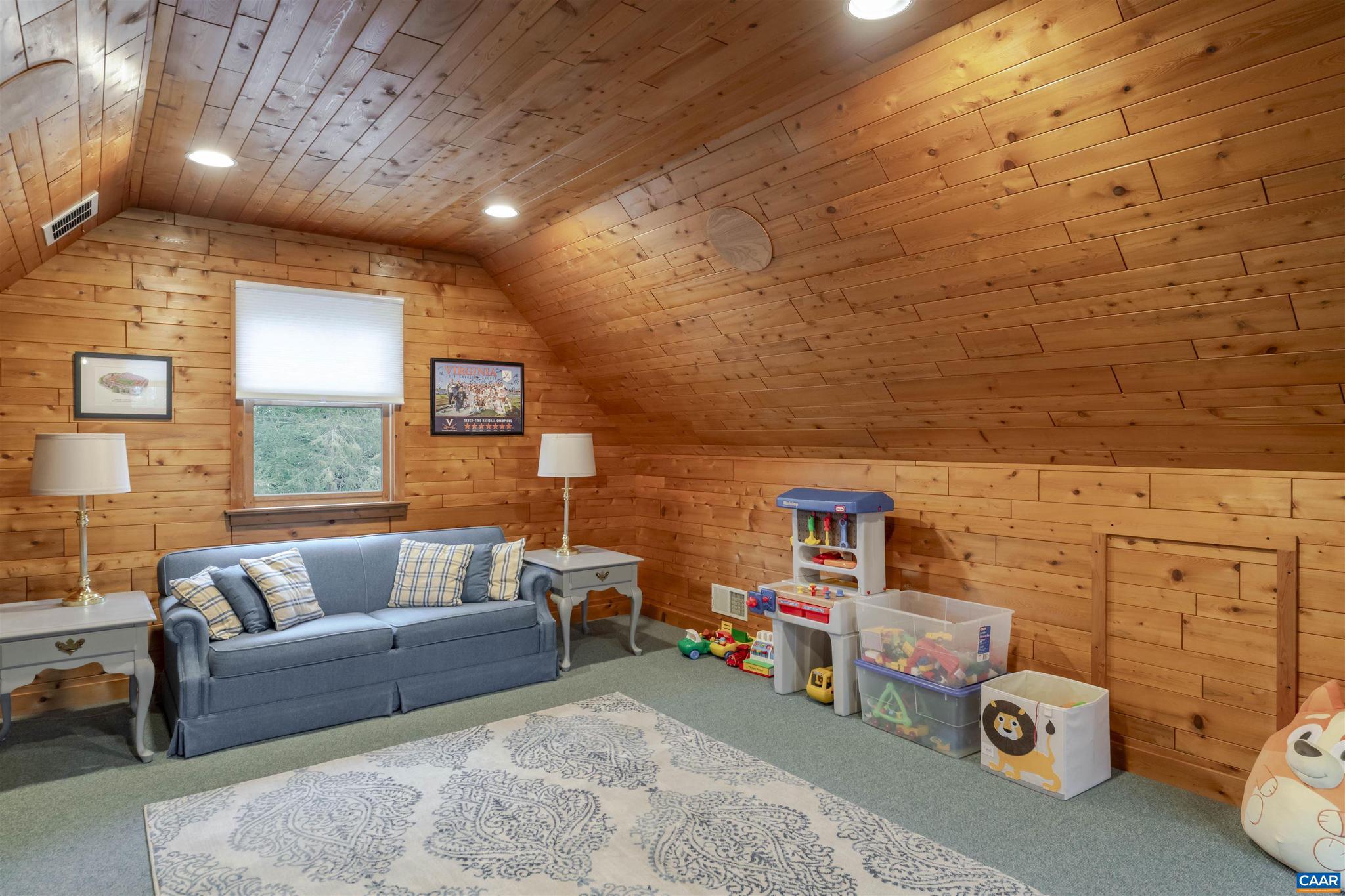 MERRYDEN - Residential