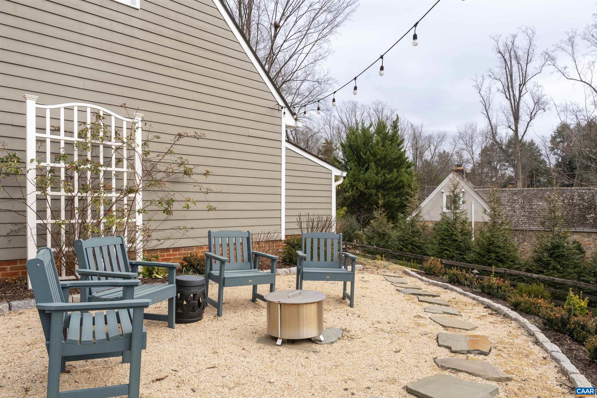 MERRYDEN - Residential