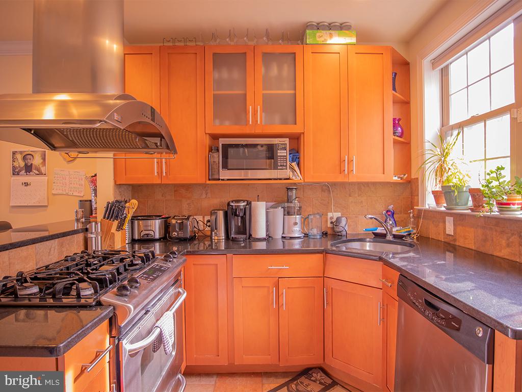 GRADUATE HOSPITAL - Residential Lease