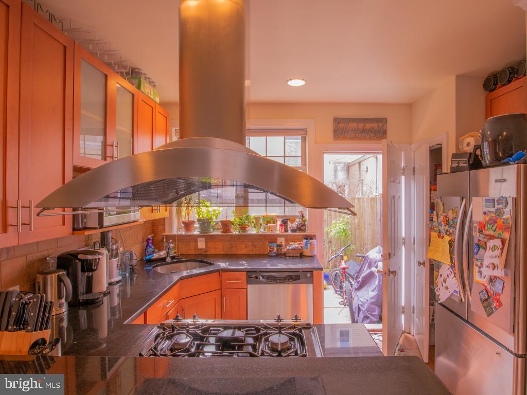 GRADUATE HOSPITAL - Residential Lease