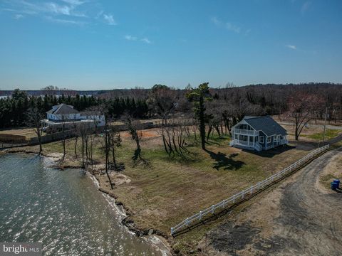 7391 BENEDICT AVENUE BENEDICT MD 20612