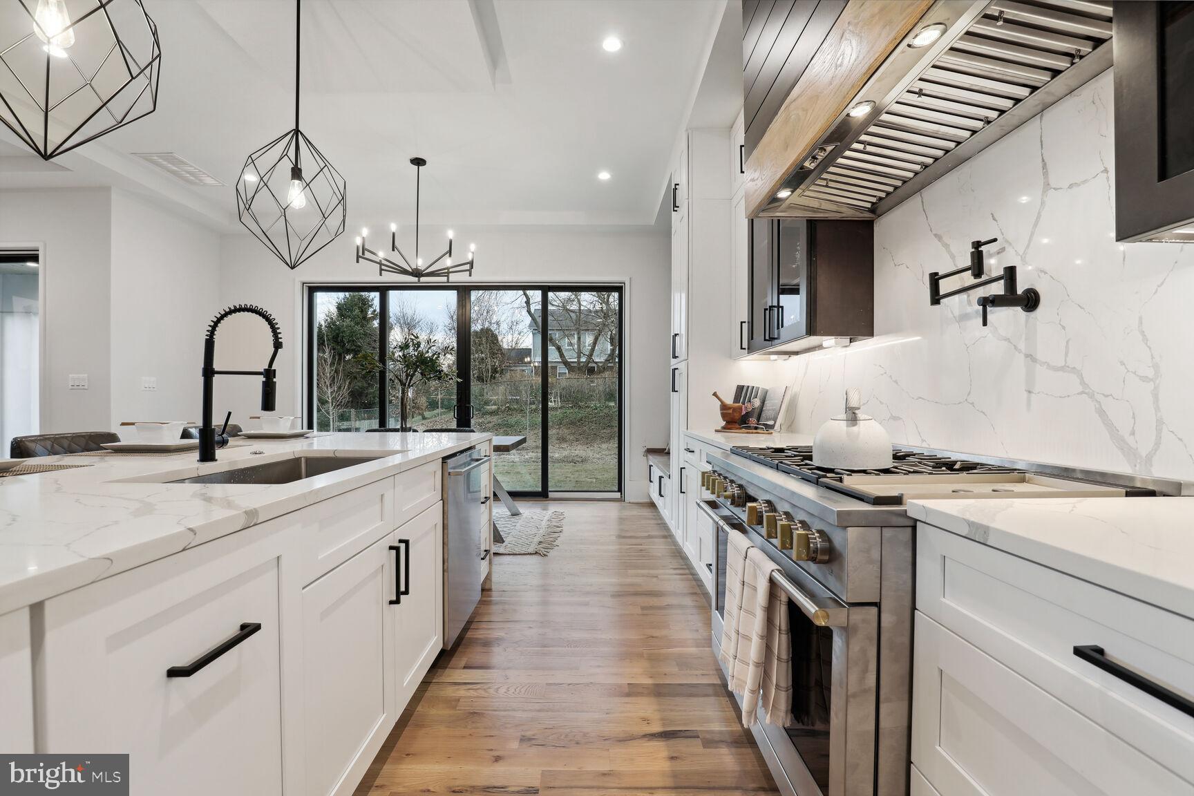 KENT GARDENS - Residential