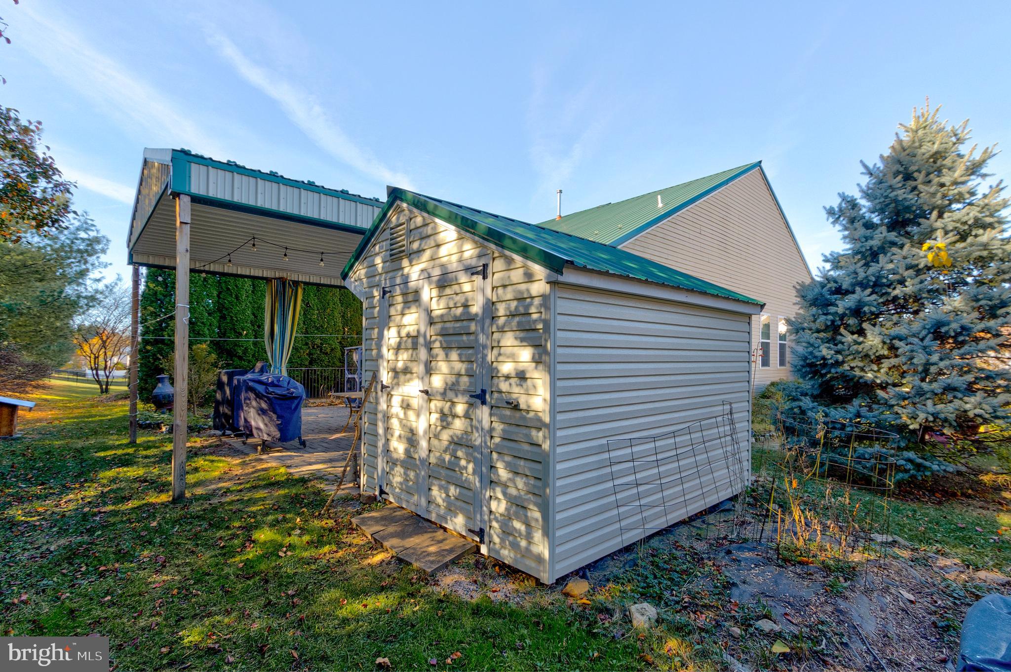WHITE CHURCH MEADOWS - Residential