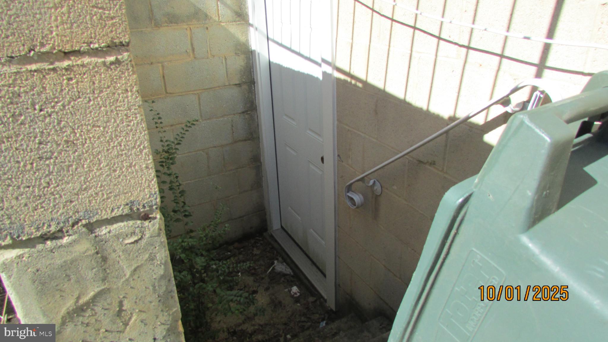 HOLLYWOOD - Residential