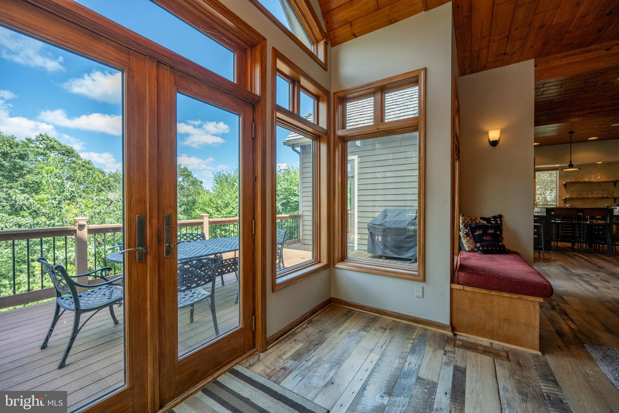 BOULDER RIDGE - Residential