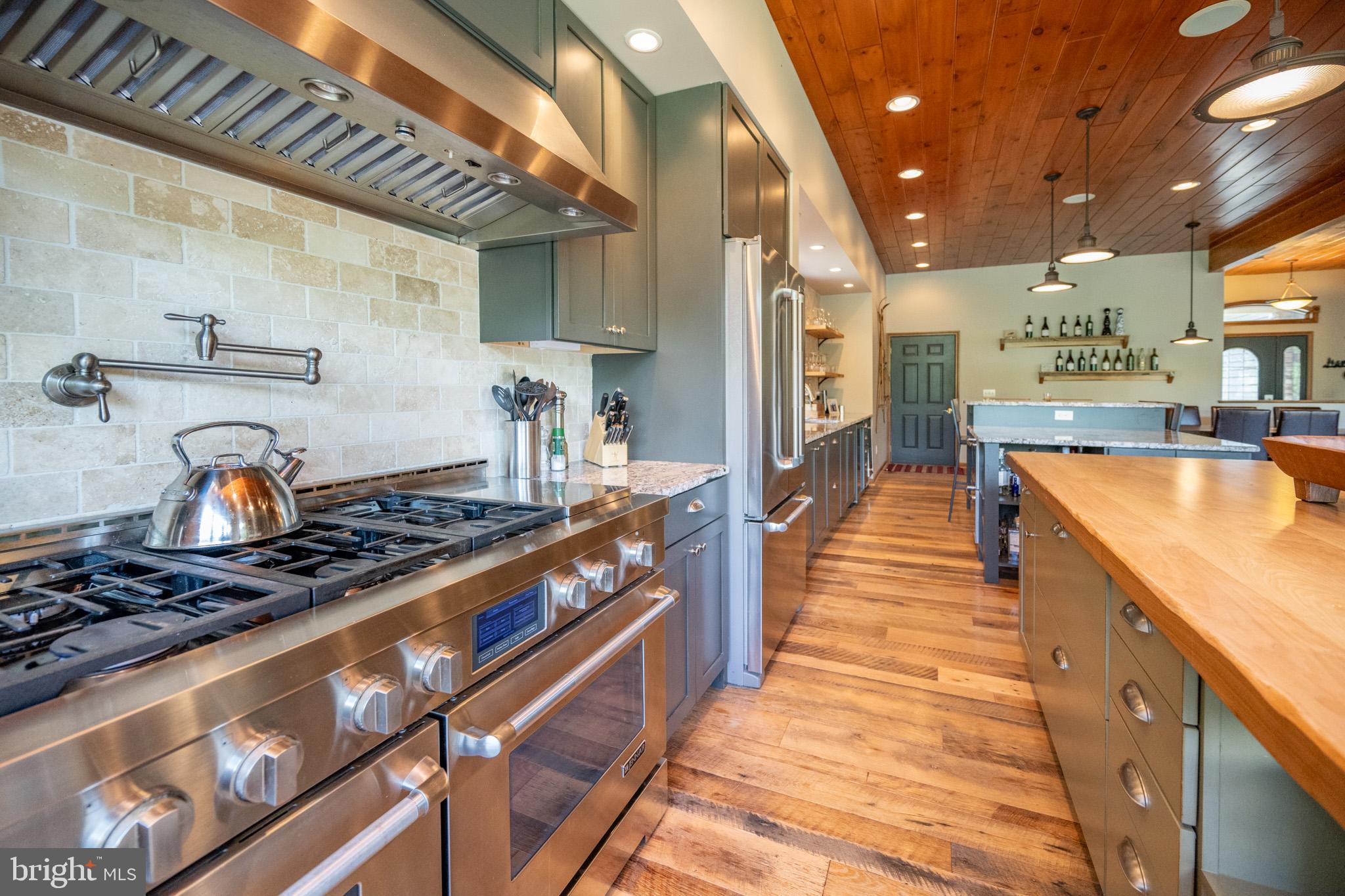 BOULDER RIDGE - Residential