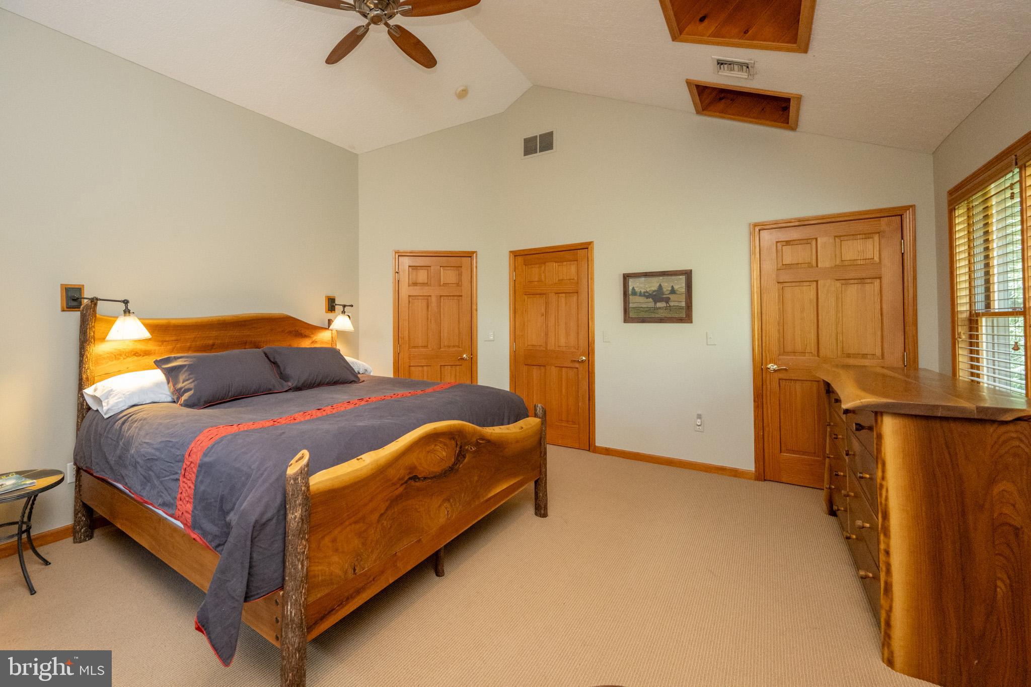 BOULDER RIDGE - Residential