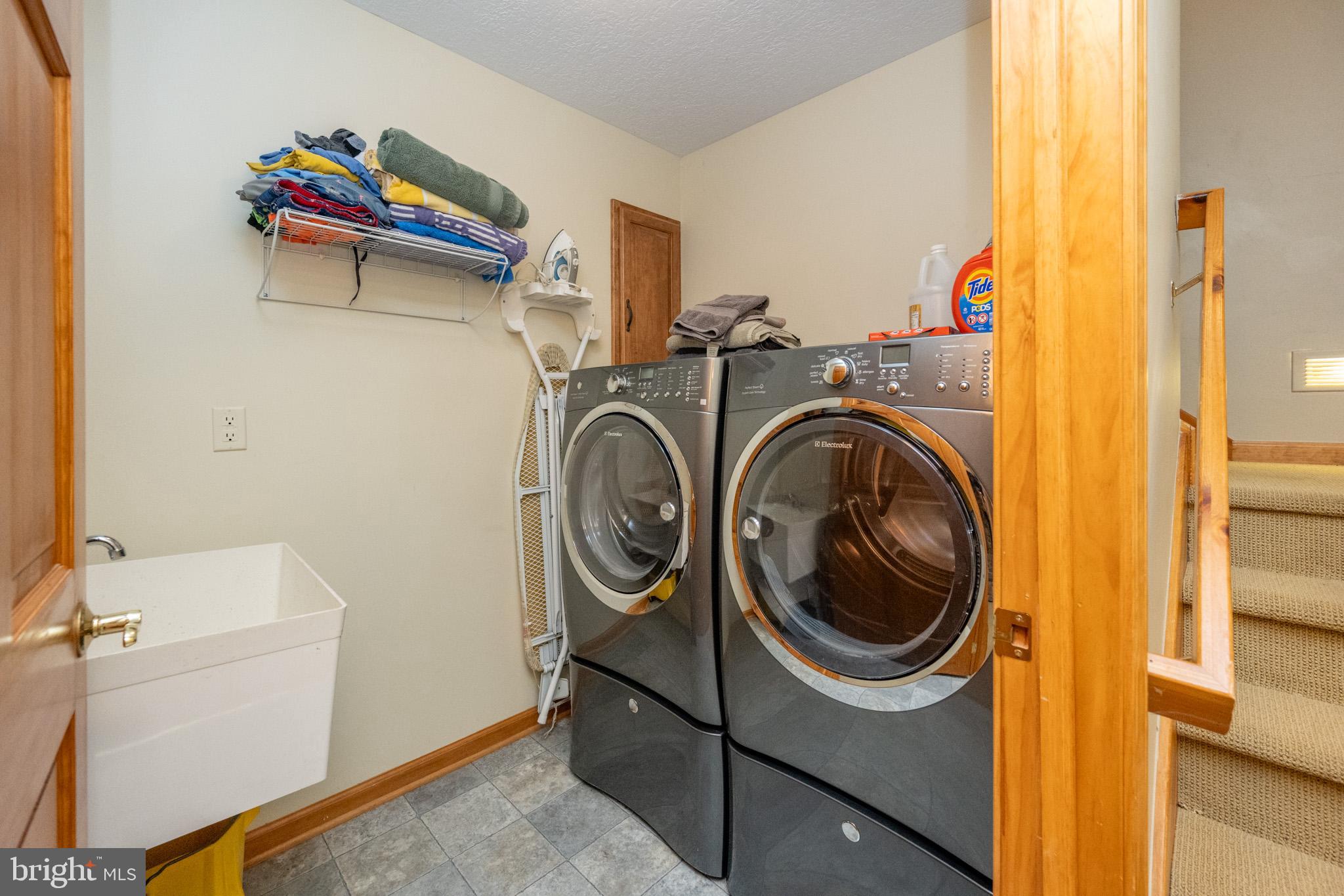 BOULDER RIDGE - Residential