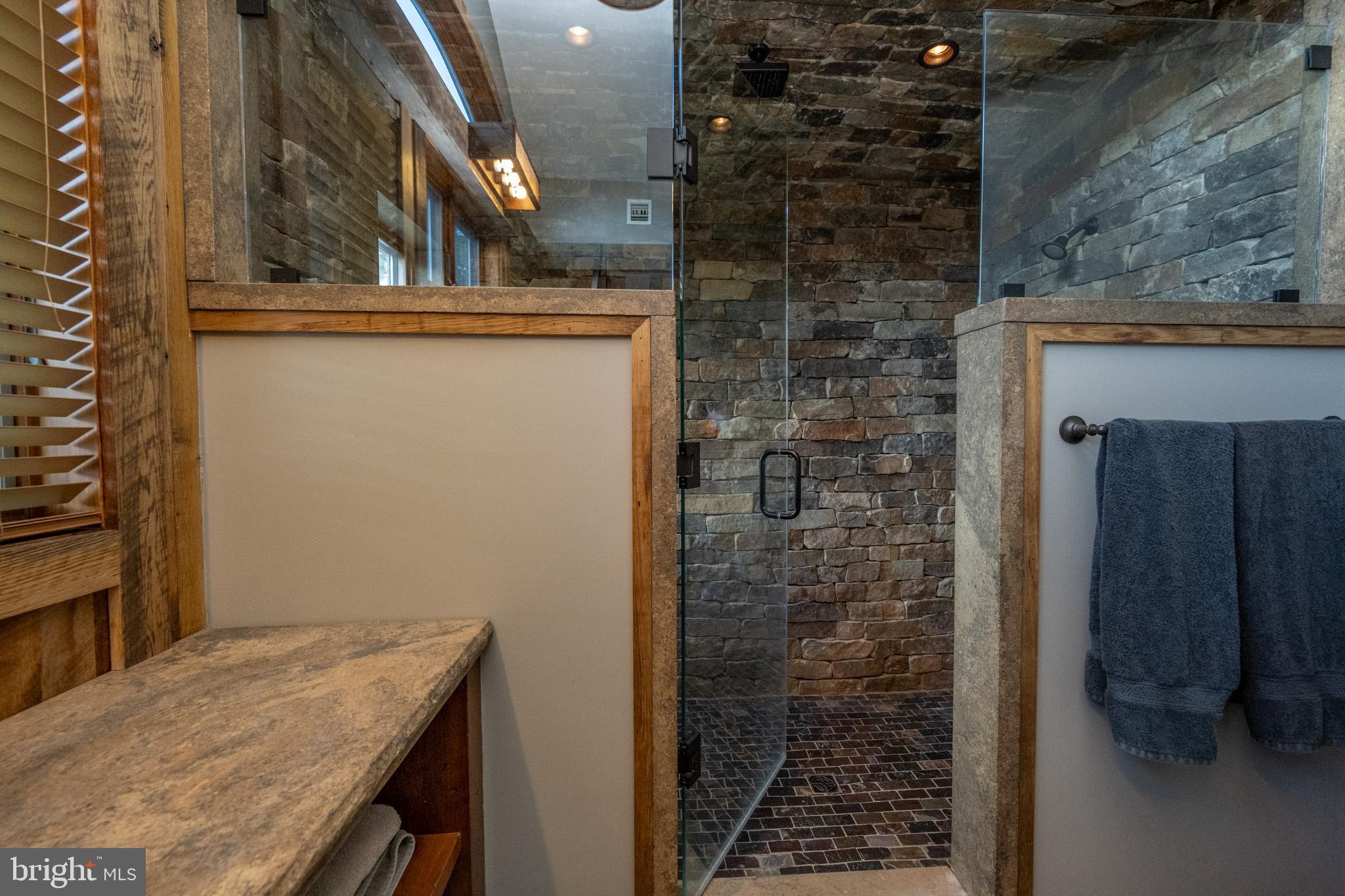 BOULDER RIDGE - Residential