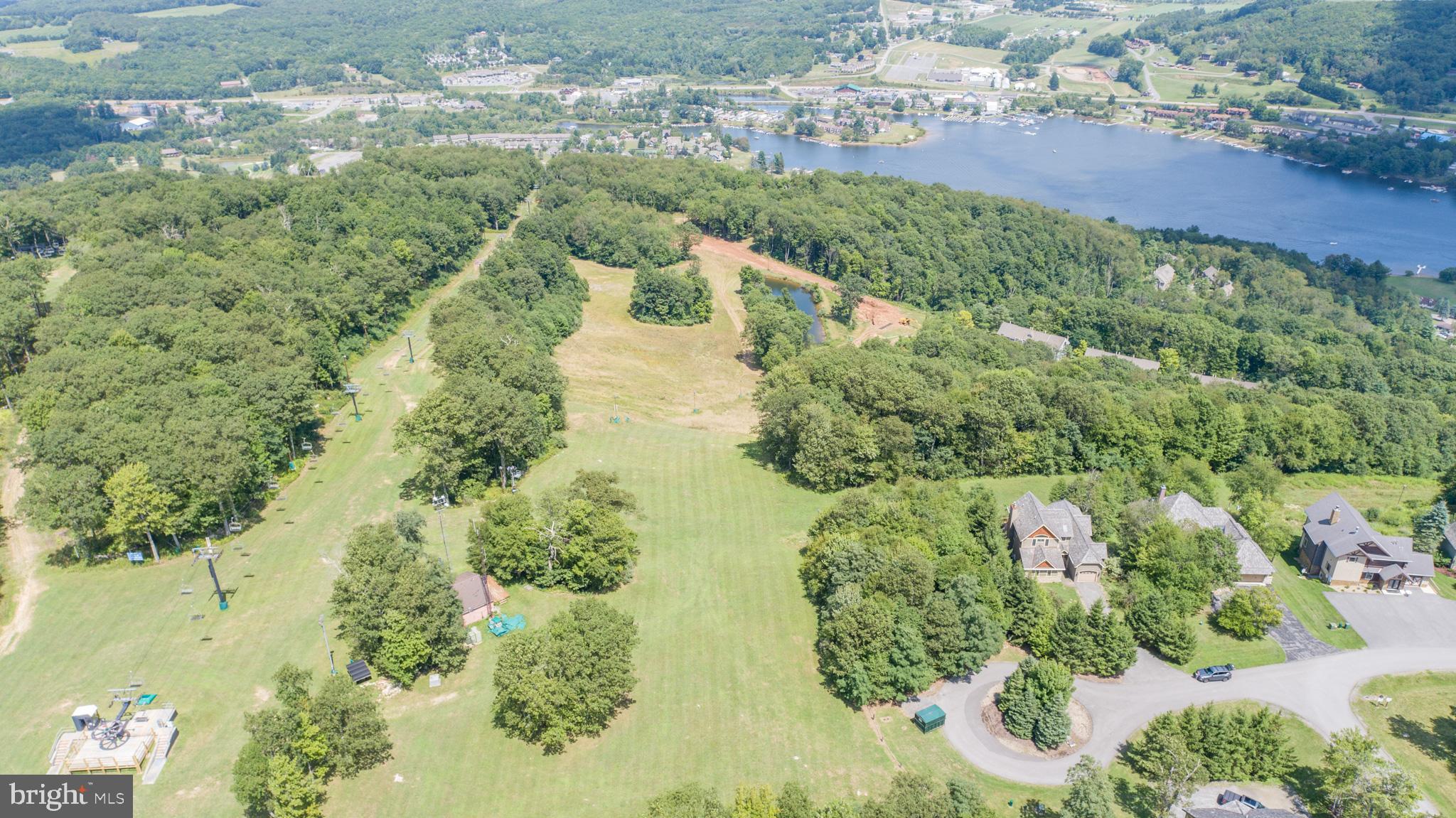 BOULDER RIDGE - Residential