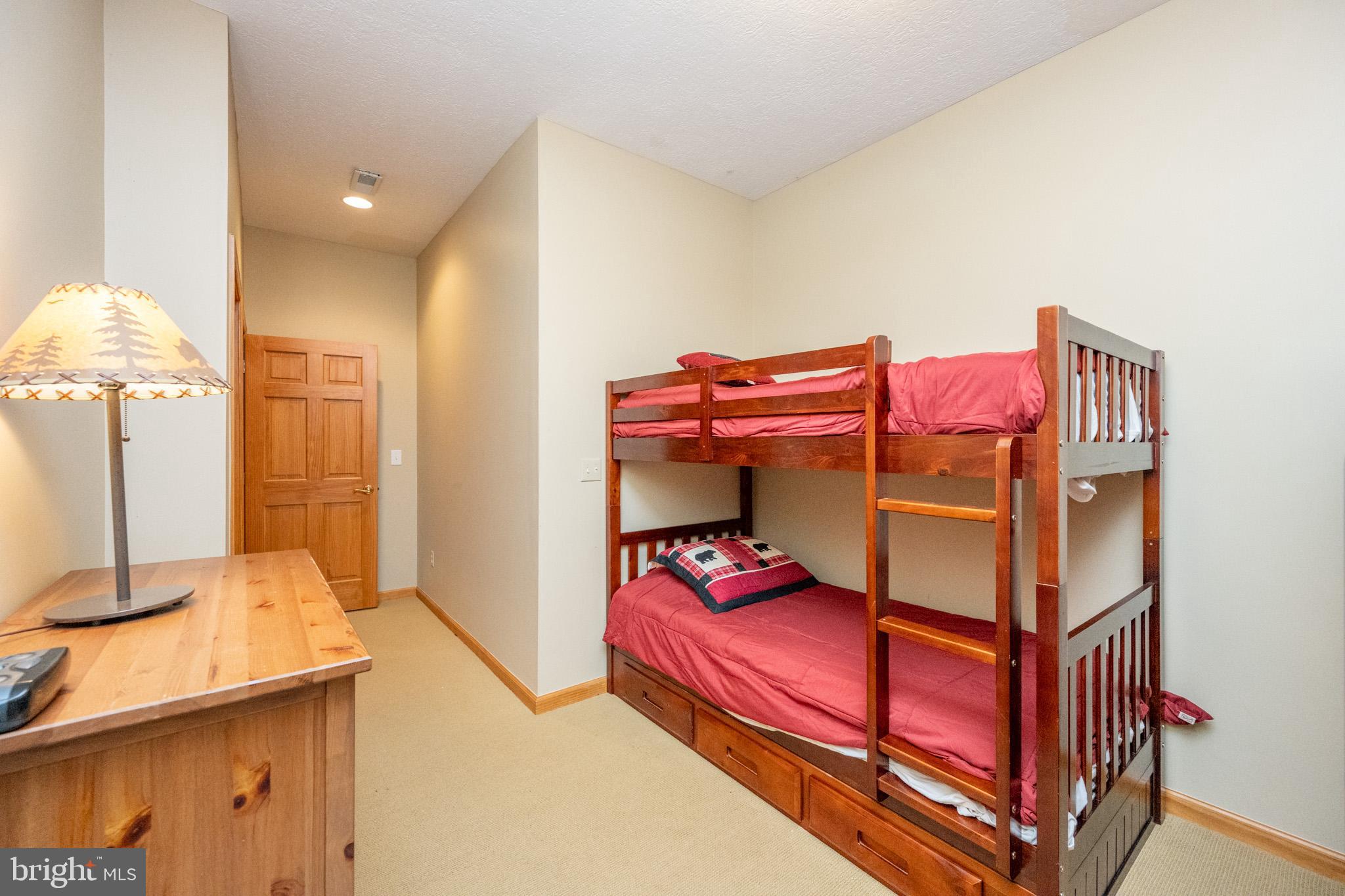 BOULDER RIDGE - Residential