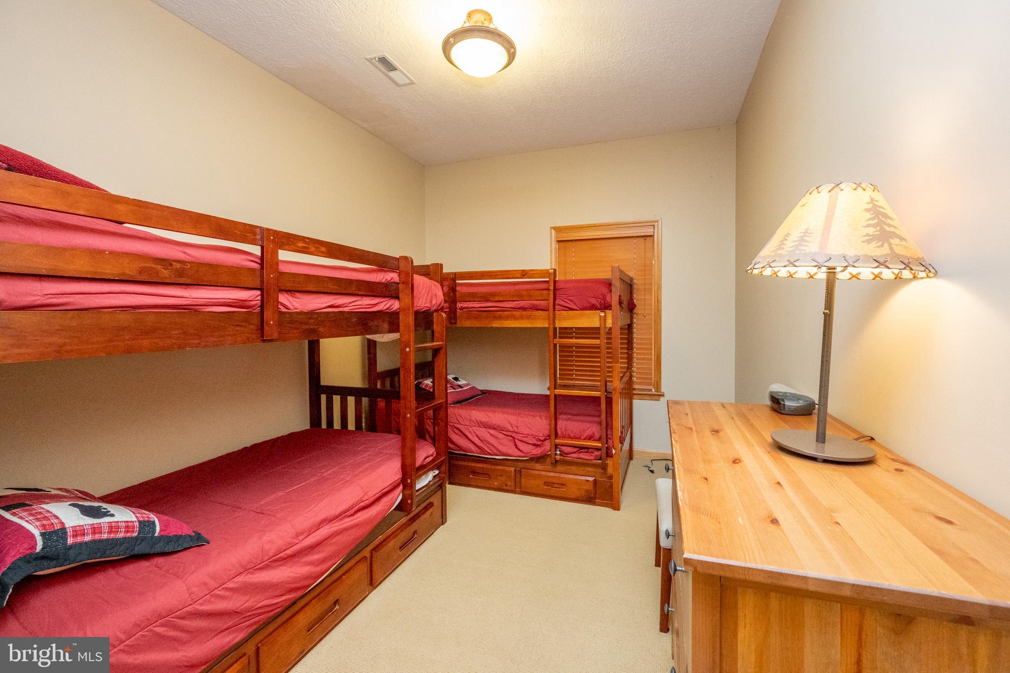 BOULDER RIDGE - Residential