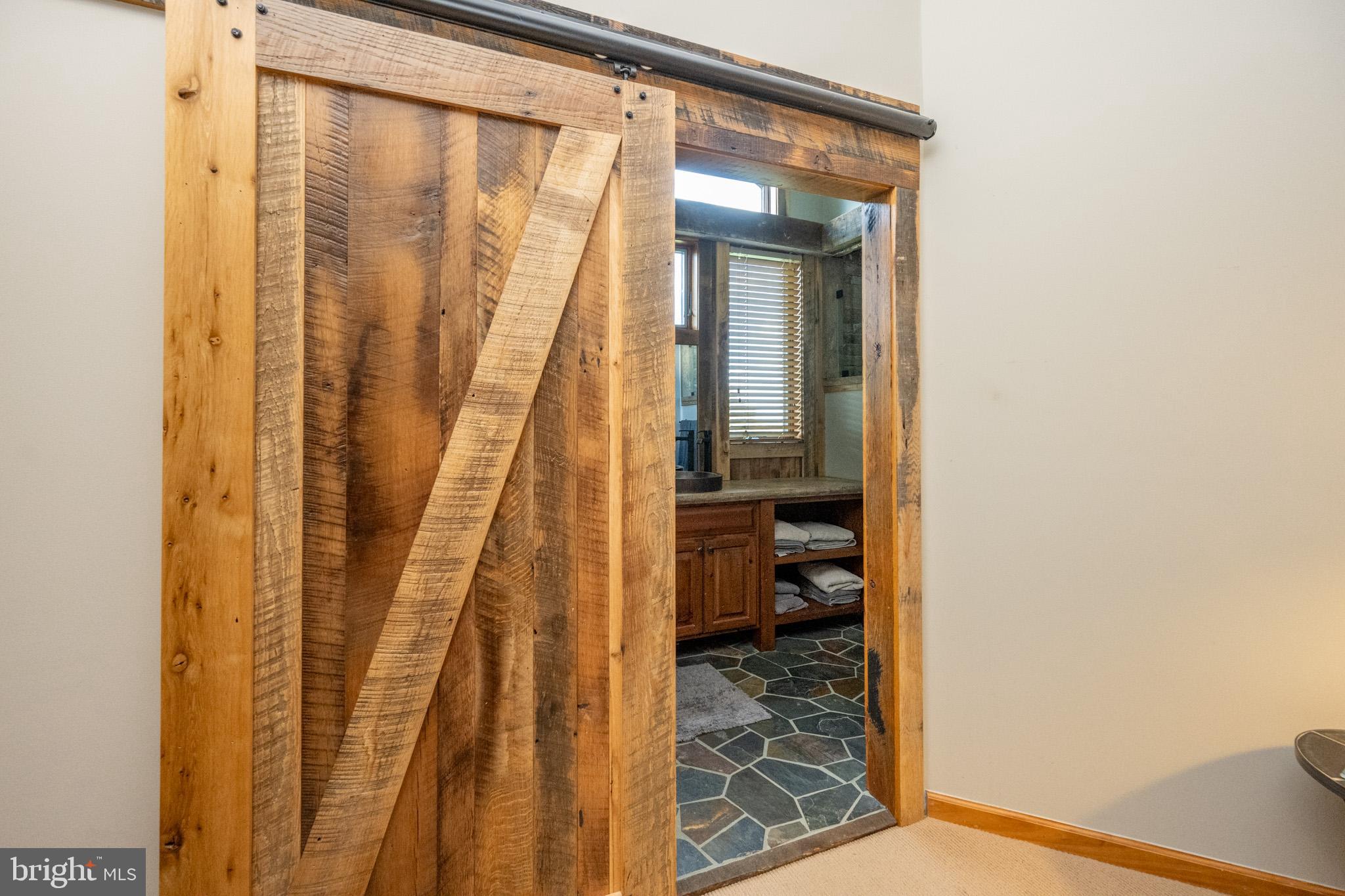 BOULDER RIDGE - Residential