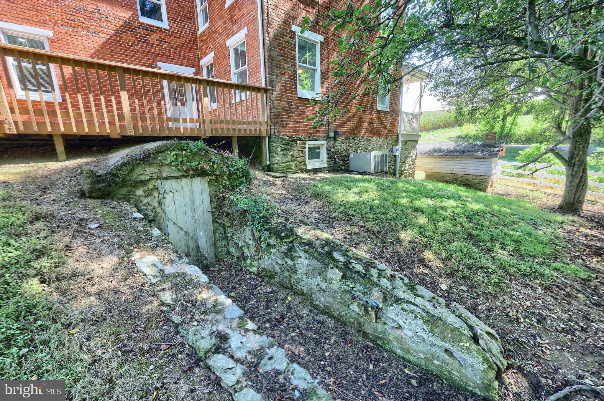 LEHMAN ROAD - Residential