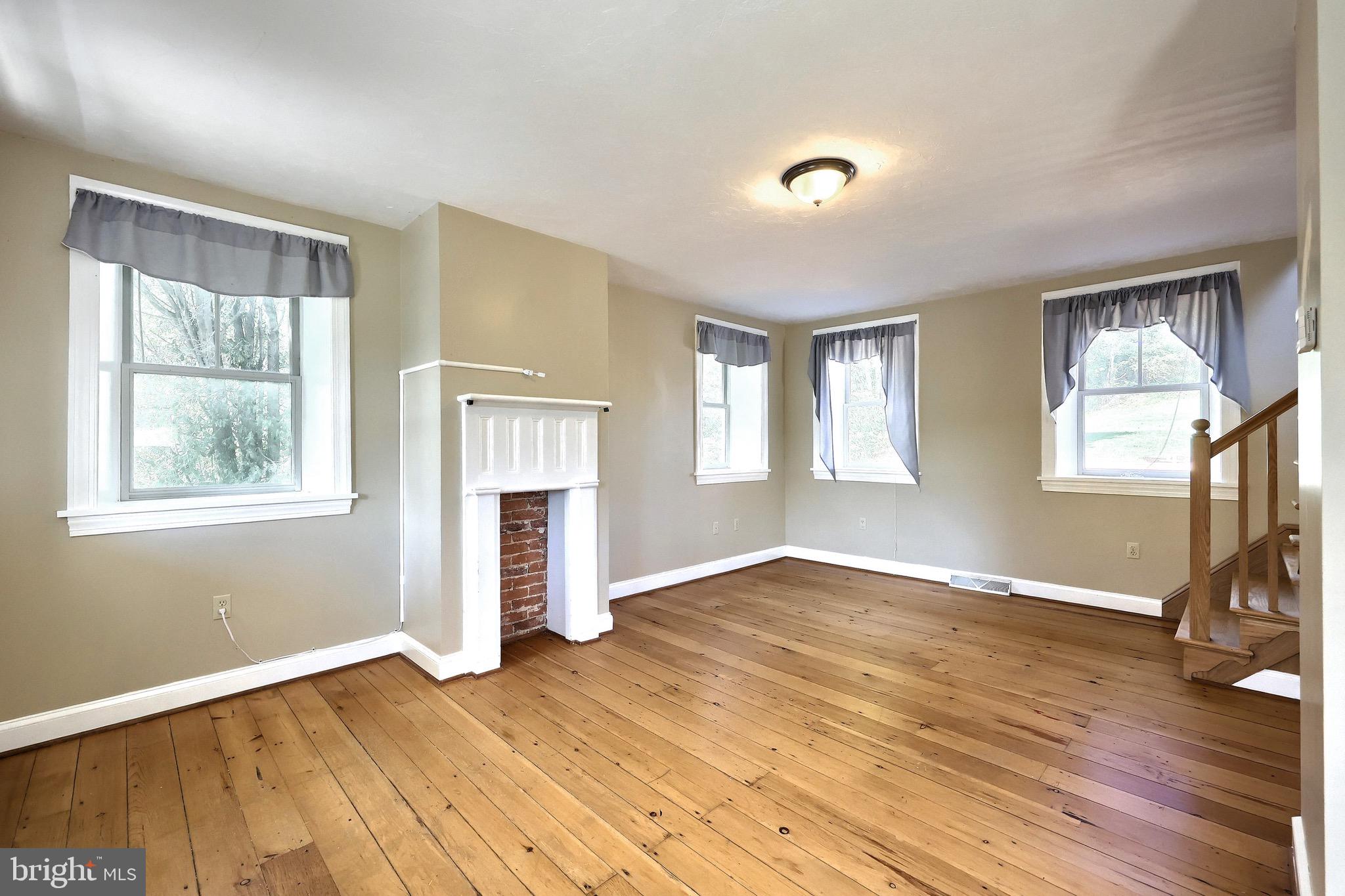 LEHMAN ROAD - Residential