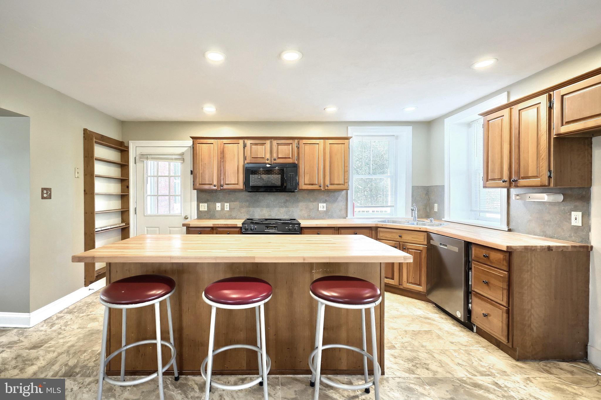 LEHMAN ROAD - Residential