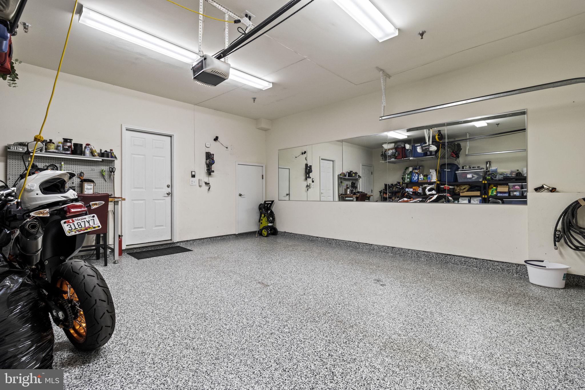 LOCUST POINT - Residential