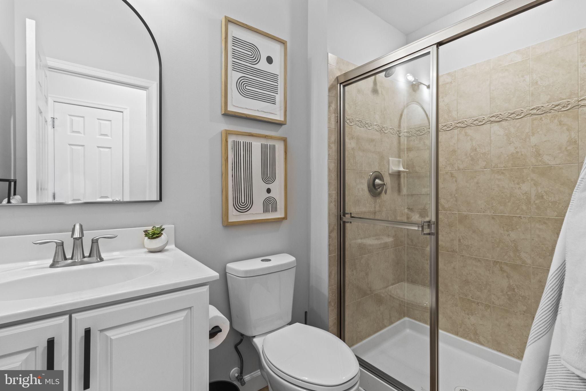 LOCUST POINT - Residential