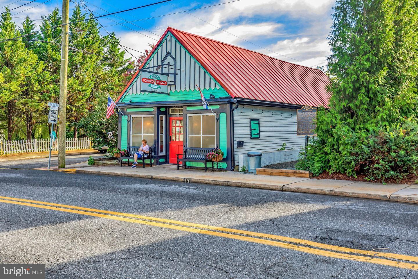 MEADOWS OF BEAVER CREEK - Residential