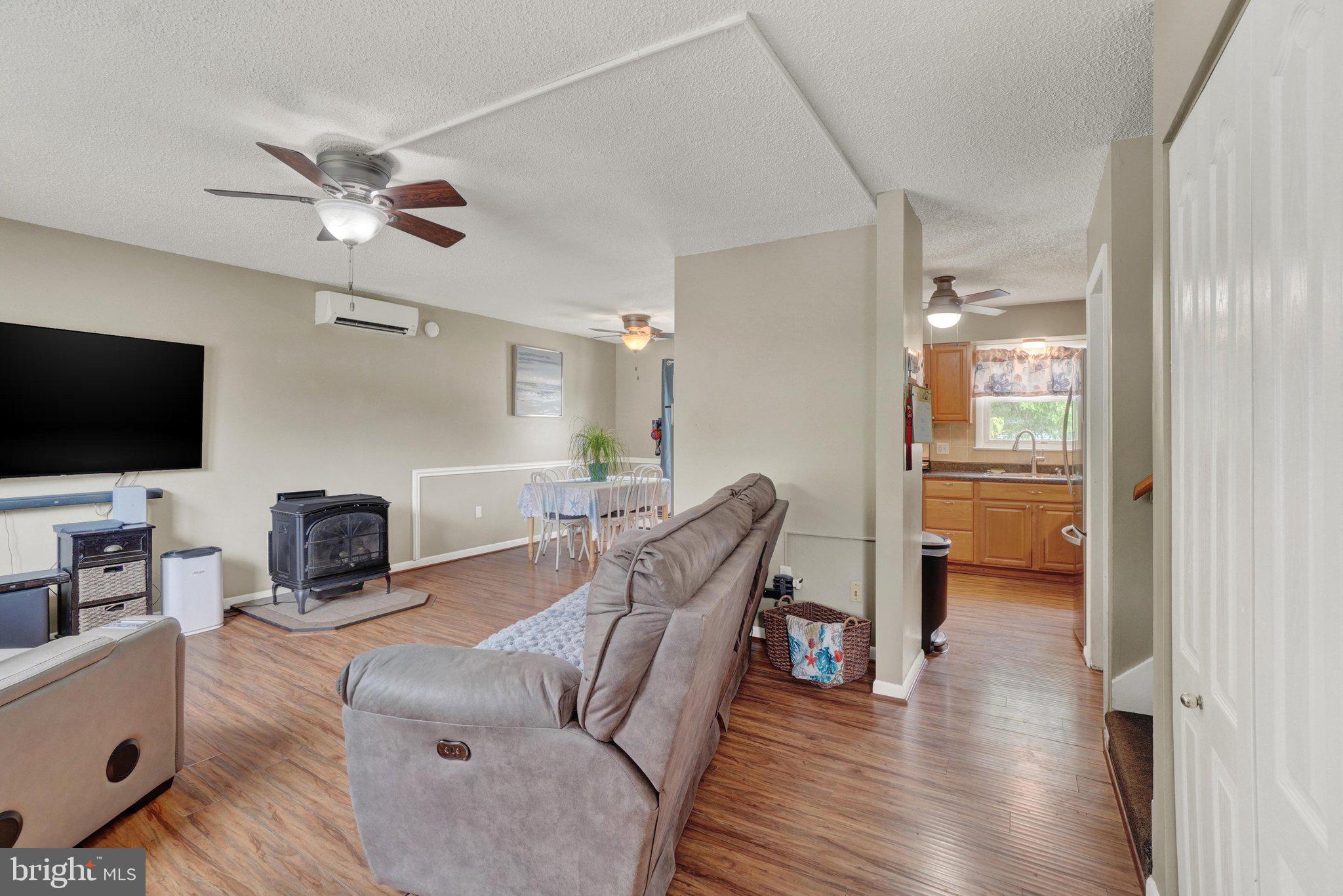 2875 HONEY VALLEY ROAD