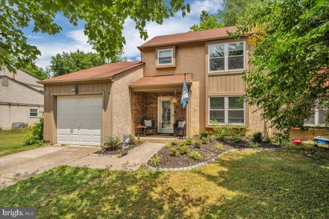 Townhouse For Sale - 6 Adam Lane<br/> VOORHEES, NJ 08043
