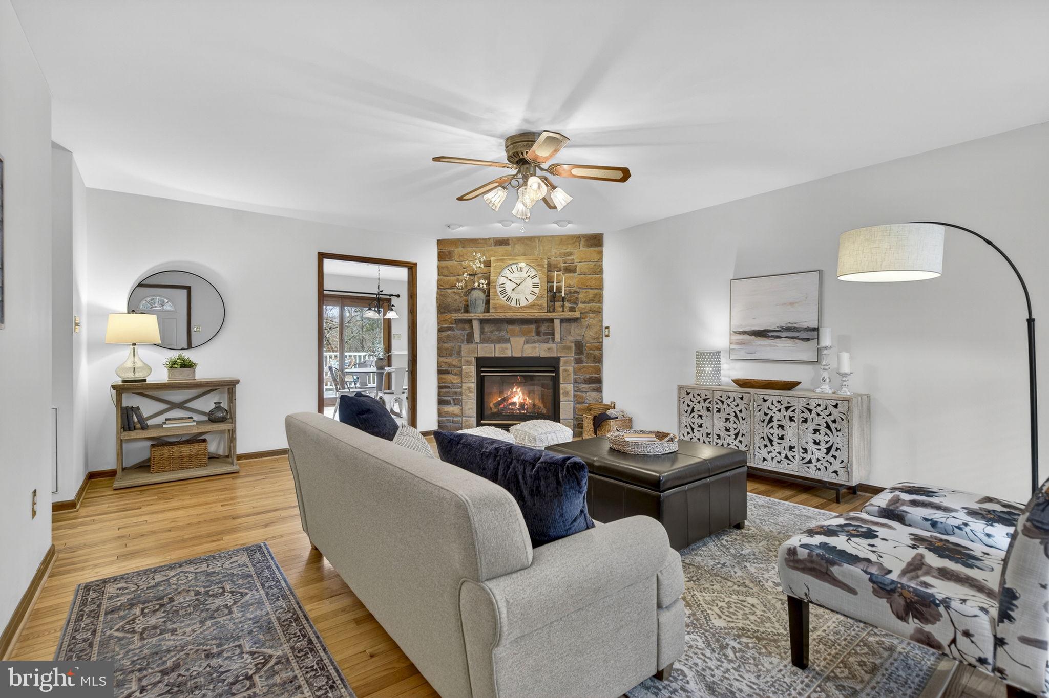 11228 CARDINAL DRIVE